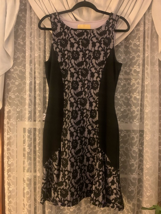 Anthropologie Dresses & Skirts - Maeve Black Lace-Overlay Dress with Lilac Underlay